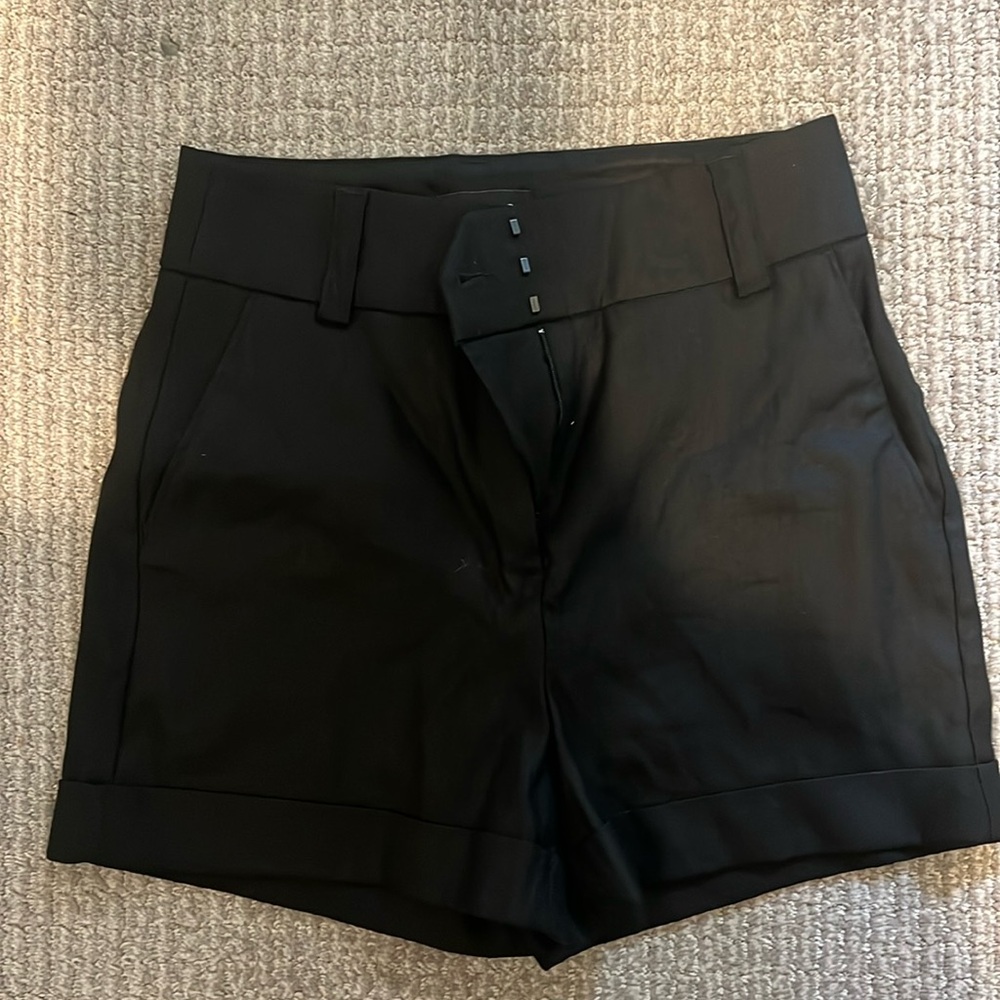Express high rise shorts size 4